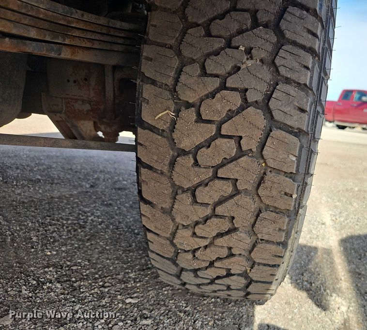 image for item DZ4307 2012 Chevrolet Silverado 2500HD Crew Cab utility bed pickup truck