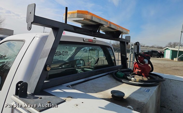 image for item DZ4308 2007 Ford F250 Super Duty utility bed pickup truck