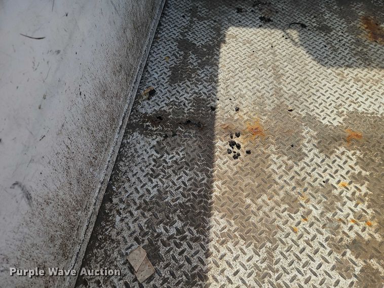 image for item DZ4308 2007 Ford F250 Super Duty utility bed pickup truck