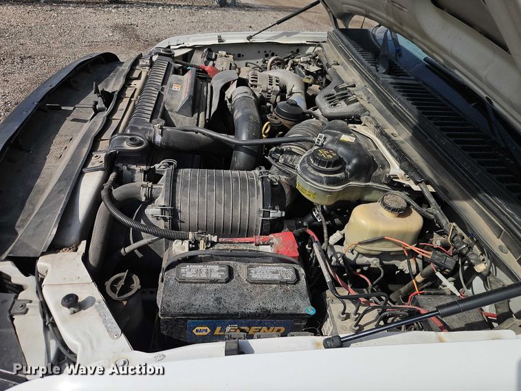 image for item DZ4308 2007 Ford F250 Super Duty utility bed pickup truck