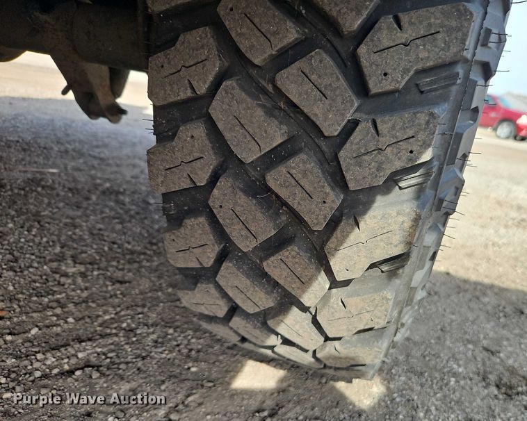 image for item DZ4308 2007 Ford F250 Super Duty utility bed pickup truck