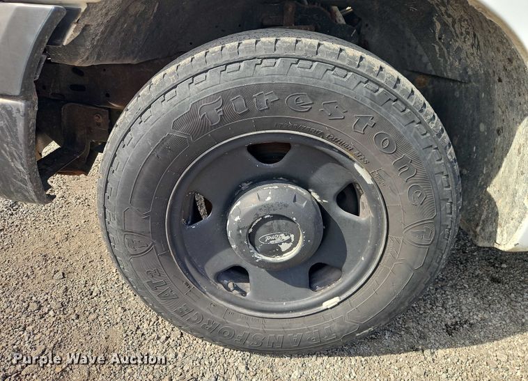 image for item DZ4308 2007 Ford F250 Super Duty utility bed pickup truck