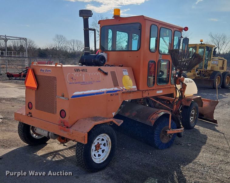 image for item DZ4309 2012 Broce Broom RCT 350 broom