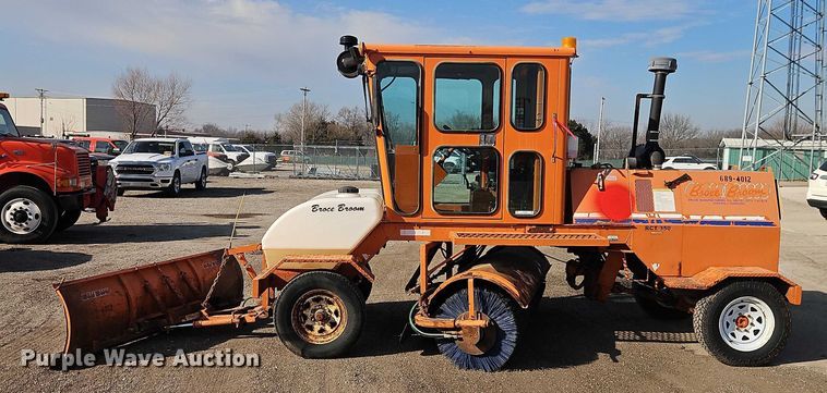 image for item DZ4309 2012 Broce Broom RCT 350 broom