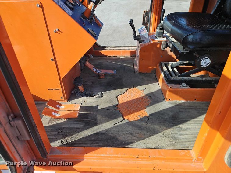 image for item DZ4309 2012 Broce Broom RCT 350 broom