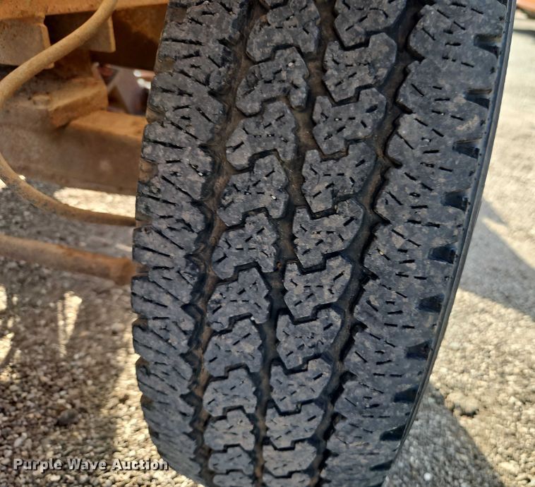 image for item DZ4309 2012 Broce Broom RCT 350 broom