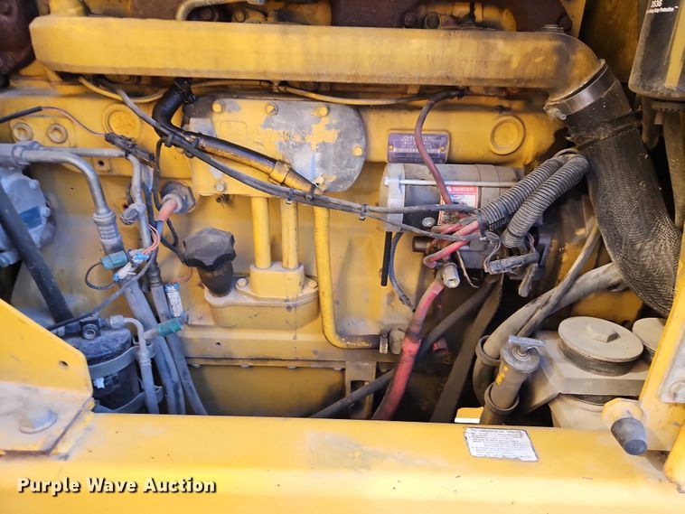 image for item DZ4310 2000 John Deere 770CH motor grader
