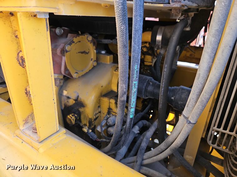 image for item DZ4310 2000 John Deere 770CH motor grader