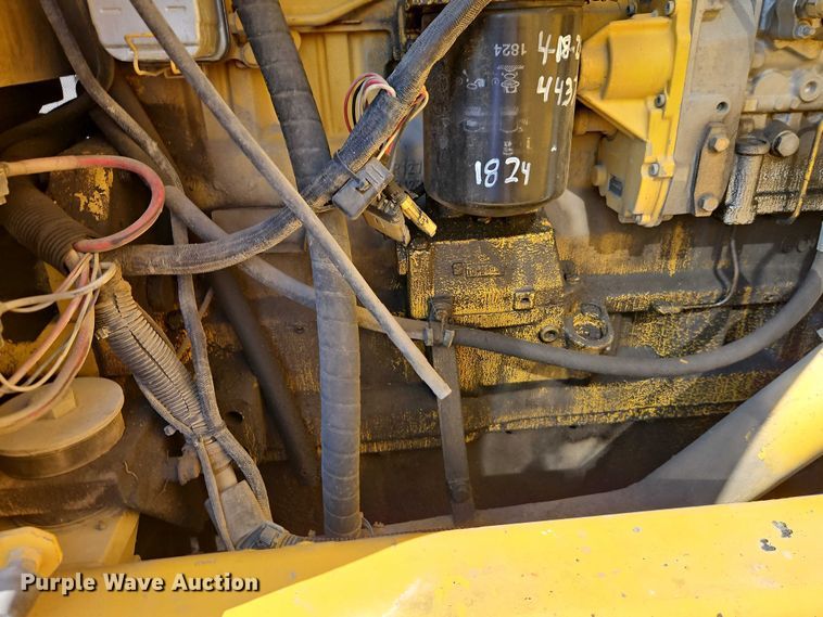 image for item DZ4310 2000 John Deere 770CH motor grader