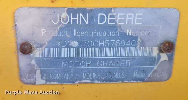 image for item DZ4310 2000 John Deere 770CH motor grader
