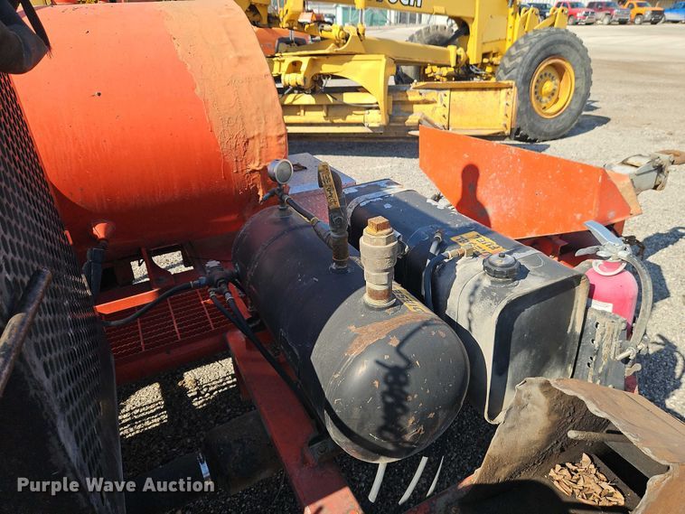 image for item DZ4311 2012 Duraco 125DJT pothole patcher