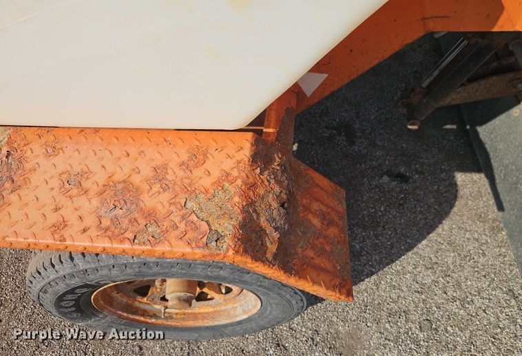 image for item DZ4312 2009 Broce Broom RJ350 broom