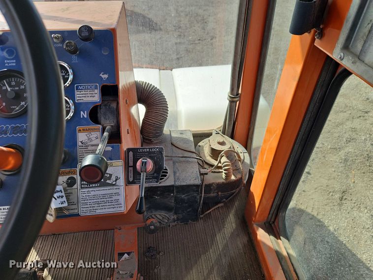 image for item DZ4312 2009 Broce Broom RJ350 broom