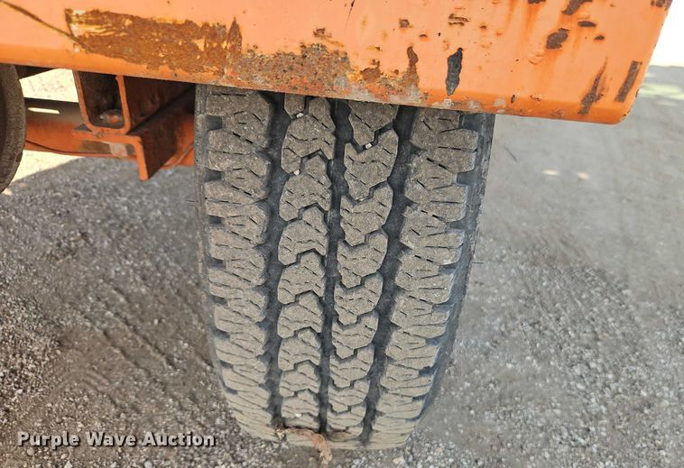 image for item DZ4312 2009 Broce Broom RJ350 broom