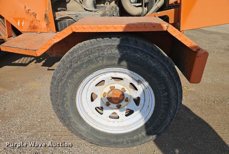 image for item DZ4312 2009 Broce Broom RJ350 broom