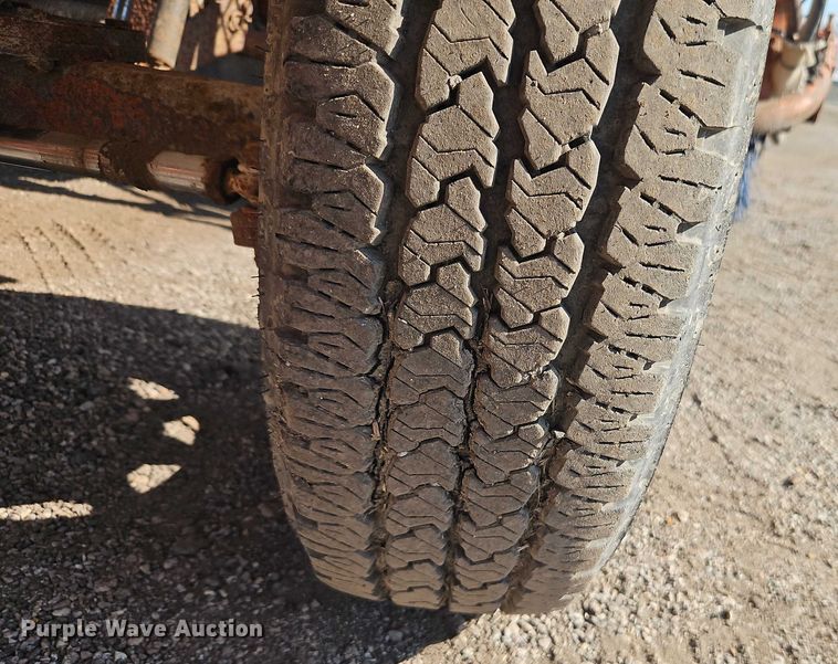 image for item DZ4312 2009 Broce Broom RJ350 broom