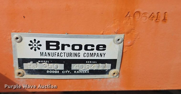 image for item DZ4312 2009 Broce Broom RJ350 broom