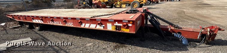 image for item DZ4313 2004 Landoll 345C tilt deck equipment trailer