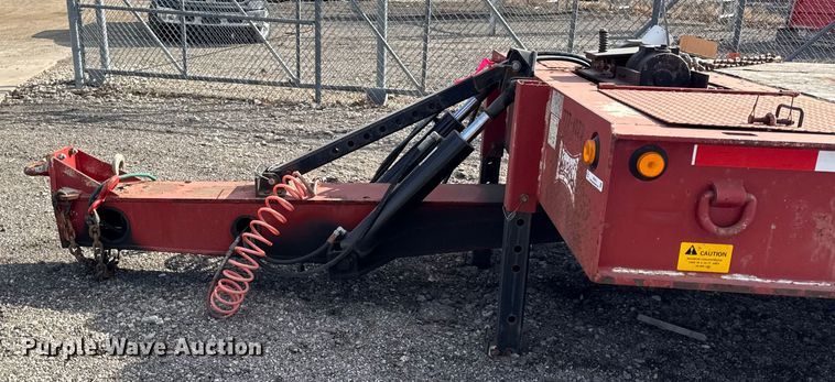 image for item DZ4313 2004 Landoll 345C tilt deck equipment trailer