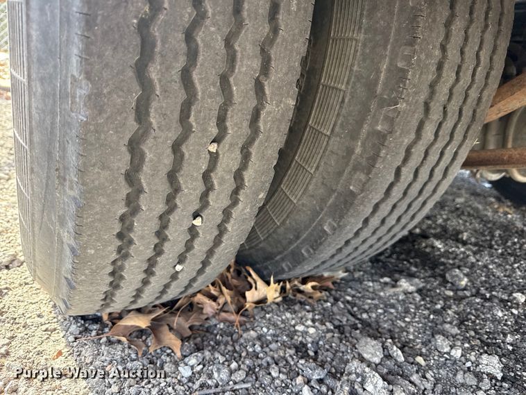 image for item DZ4313 2004 Landoll 345C tilt deck equipment trailer