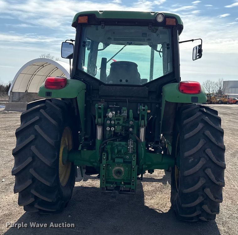 image for item DZ4314 John Deere 6415 tractor