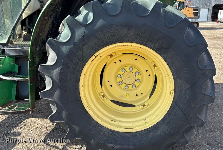 image for item DZ4314 John Deere 6415 tractor