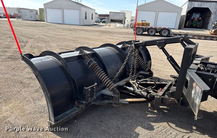 image for item DZ4315 2007 International 7400 dump truck