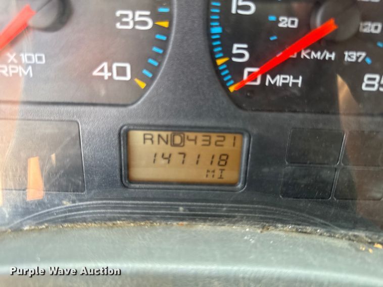 image for item DZ4315 2007 International 7400 dump truck