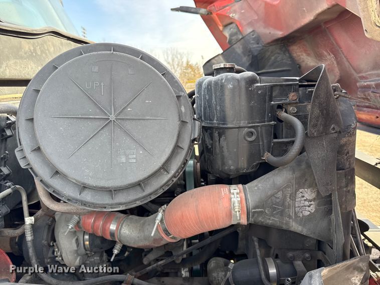 image for item DZ4315 2007 International 7400 dump truck