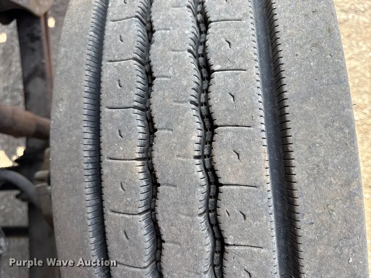 image for item DZ4315 2007 International 7400 dump truck