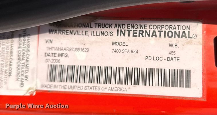 image for item DZ4315 2007 International 7400 dump truck