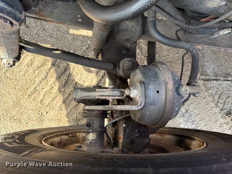 image for item DZ4316 2007 International 7400 dump truck