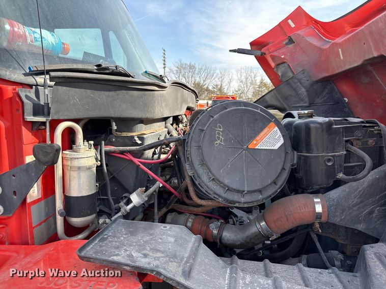 image for item DZ4316 2007 International 7400 dump truck