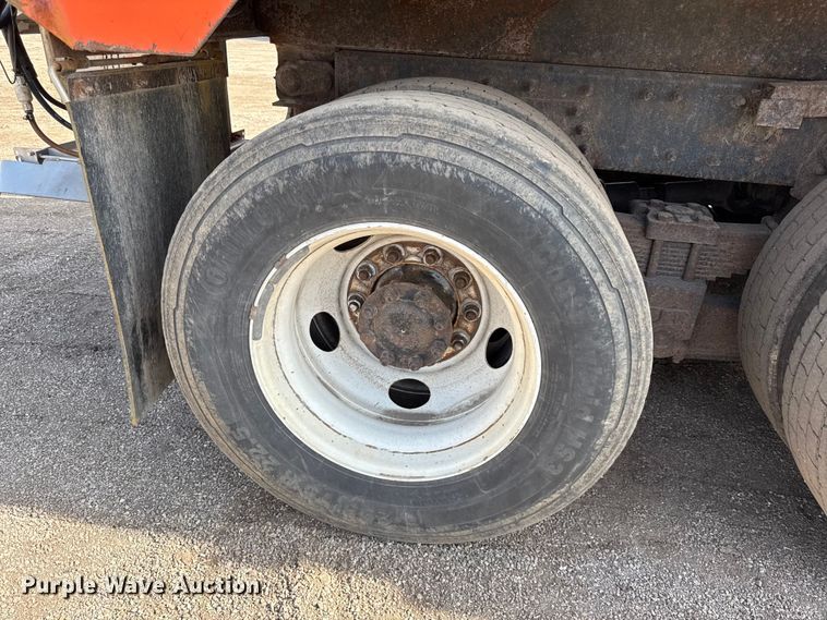 image for item DZ4316 2007 International 7400 dump truck