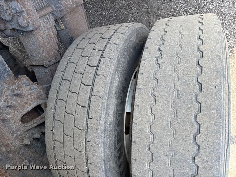 image for item DZ4316 2007 International 7400 dump truck