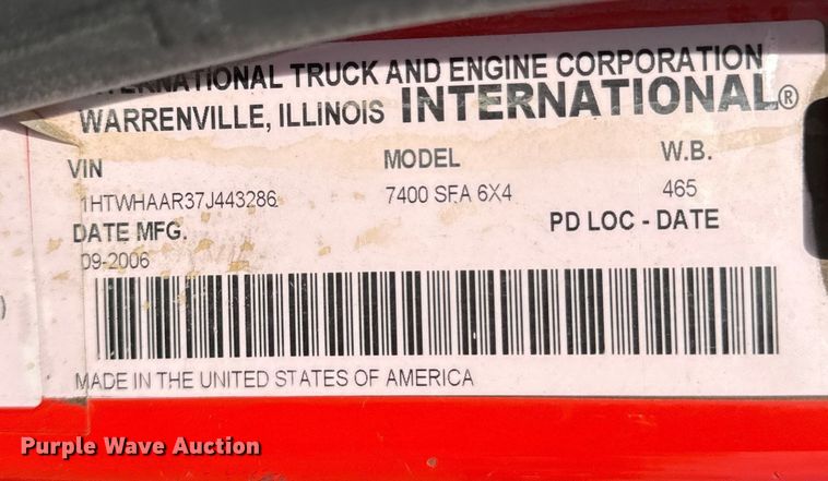 image for item DZ4316 2007 International 7400 dump truck