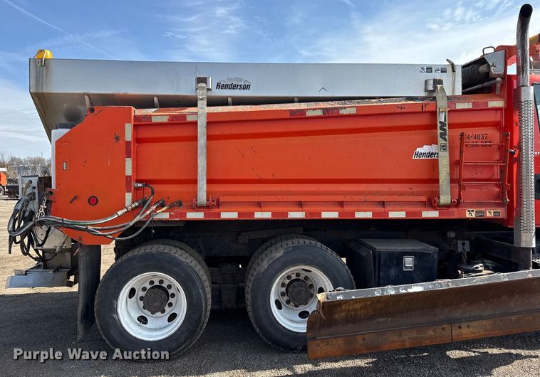 image for item DZ4317 2007 International 7400 dump truck