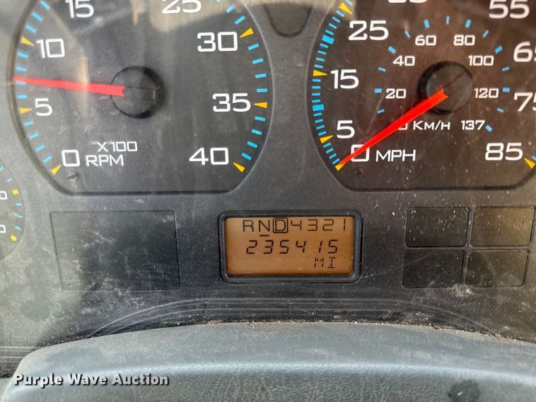 image for item DZ4317 2007 International 7400 dump truck