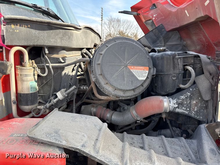 image for item DZ4317 2007 International 7400 dump truck