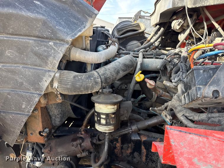 image for item DZ4317 2007 International 7400 dump truck