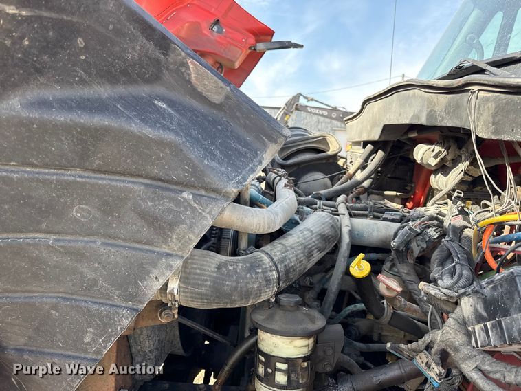 image for item DZ4317 2007 International 7400 dump truck