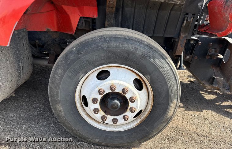 image for item DZ4317 2007 International 7400 dump truck