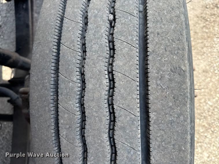 image for item DZ4317 2007 International 7400 dump truck