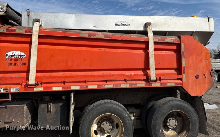 image for item DZ4318 2007 International 7400 dump truck