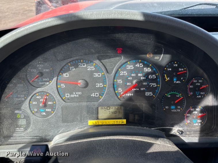 image for item DZ4318 2007 International 7400 dump truck