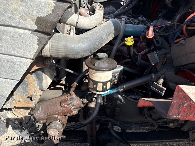 image for item DZ4318 2007 International 7400 dump truck