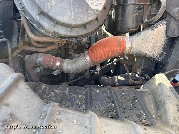 image for item DZ4318 2007 International 7400 dump truck