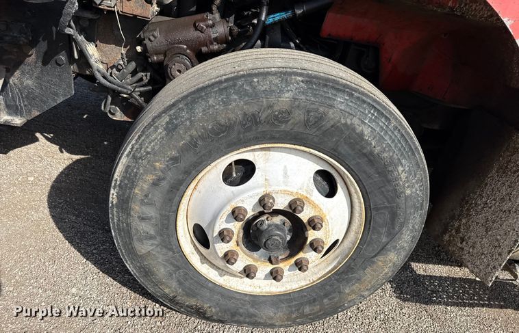 image for item DZ4318 2007 International 7400 dump truck