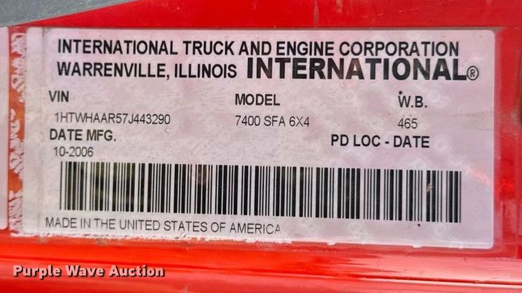 image for item DZ4318 2007 International 7400 dump truck