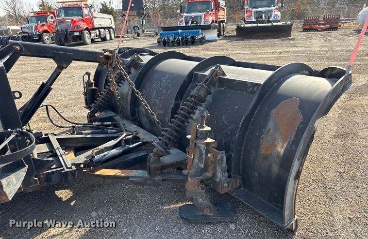 image for item DZ4319 2007 International 7400 dump truck